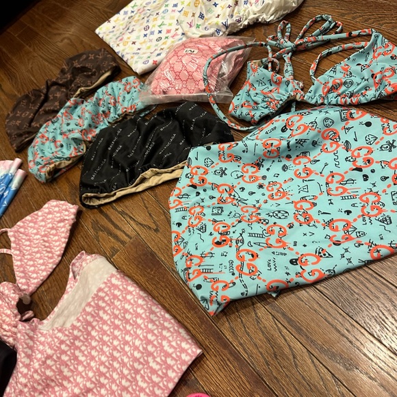 Bathing suit bundle never worn - Picture 3 of 5